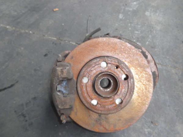 MOYEU AVANT GAUCHE VW POLO 9N /CROSS POLO/ SEAT IBIZA / CORDOBA / SKODA FABIA / ROOMSTER - Vue 4